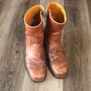 Frye ankle boots size 8.5.